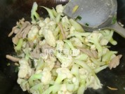 花菜青椒炒里脊