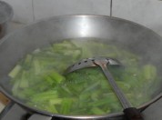 腰果西芹