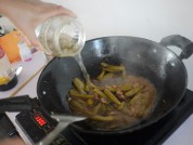 开胃美食--酸黄瓜炒肉