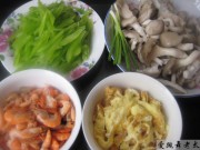河虾秀珍菇蛋汤