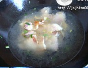 河蚌咸肉炖豆腐