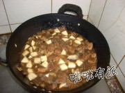 牛肉炖萝卜