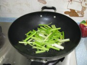 鸭血炒香芹
