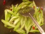 芹菜炒香干