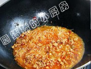 蚂蚁上树