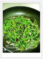 蒜茸红菜苔