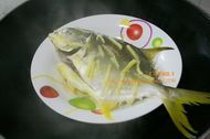 清蒸金鲳鱼