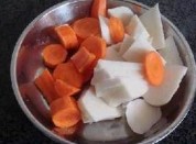 沙葛红豆猪骨汤