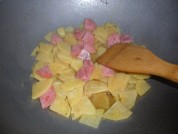 土豆片炒火腿