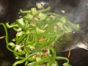 柿子椒炒肉
