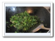 荠菜炒年糕