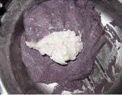 黑糯米糍