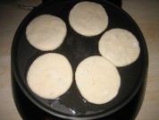 韭菜肉馅饼
