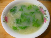 芹菜叶土豆汤