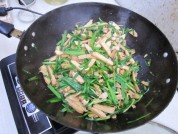 韭菜炒香干