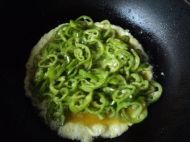 青椒鸡蛋卤
