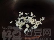 板筋肉炒芥蓝头