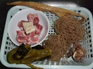 酸菜粉丝炖腐竹