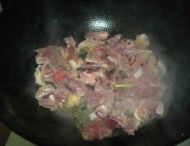 大蒜炒鸡肉