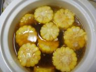 虫草花玉米排骨汤