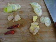 香菇薏米猪手煲