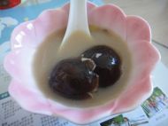 香菇薏米猪手煲