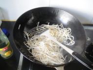 豆芽炒韭菜