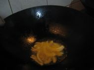 酸菜炖冻豆腐