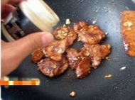 蒜香煎肉