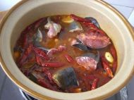 鲶鱼炖豆腐