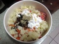 蛋羹胡萝卜豆泥肉丸
