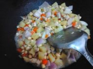 土豆洋葱炒鸡丁