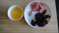 炒鸡蛋木耳火腿肠