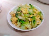 油菜心炒蛋