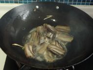 白菜粉皮炖腊肉