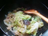 双耳炒肉片