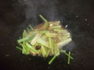芹菜炒胡萝卜