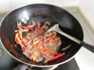 芹菜炒牛柳