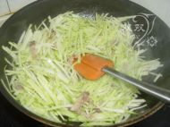 萝卜丝炒肉
