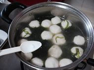 潮汕鱼丸紫菜汤