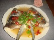 萝卜丝蒸剁椒鱼头