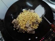 黄豆鸭肉煲