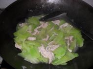 莴苣炒肉片