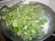 咸蛋鱼丸野苋菜汤