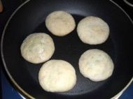 蔬菜豆渣发面馅饼