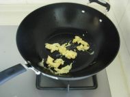 鸡蛋豆苗