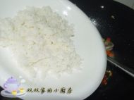 虾仁白果蛋炒饭