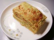 营养早餐--芹菜鸡蛋饼