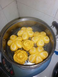双色梅花馒头
