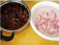 茶树菇排骨煲